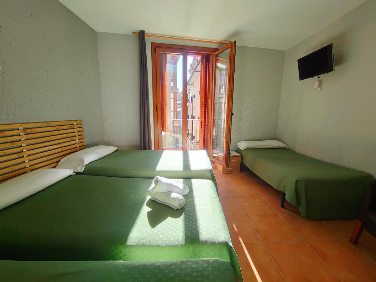 Hotel Acebo Plaza Mayor 哈卡 外观 照片