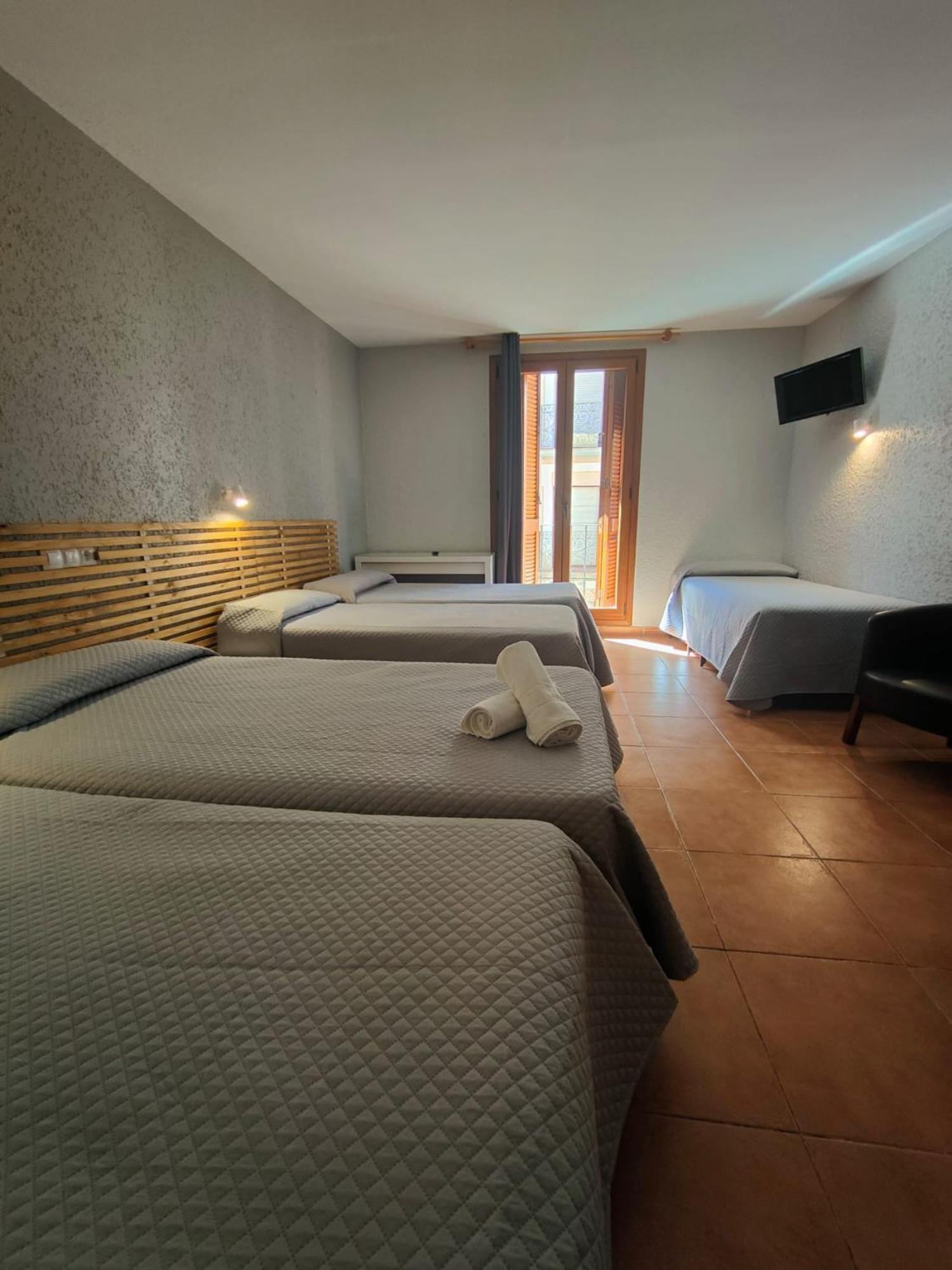 Hotel Acebo Plaza Mayor 哈卡 外观 照片