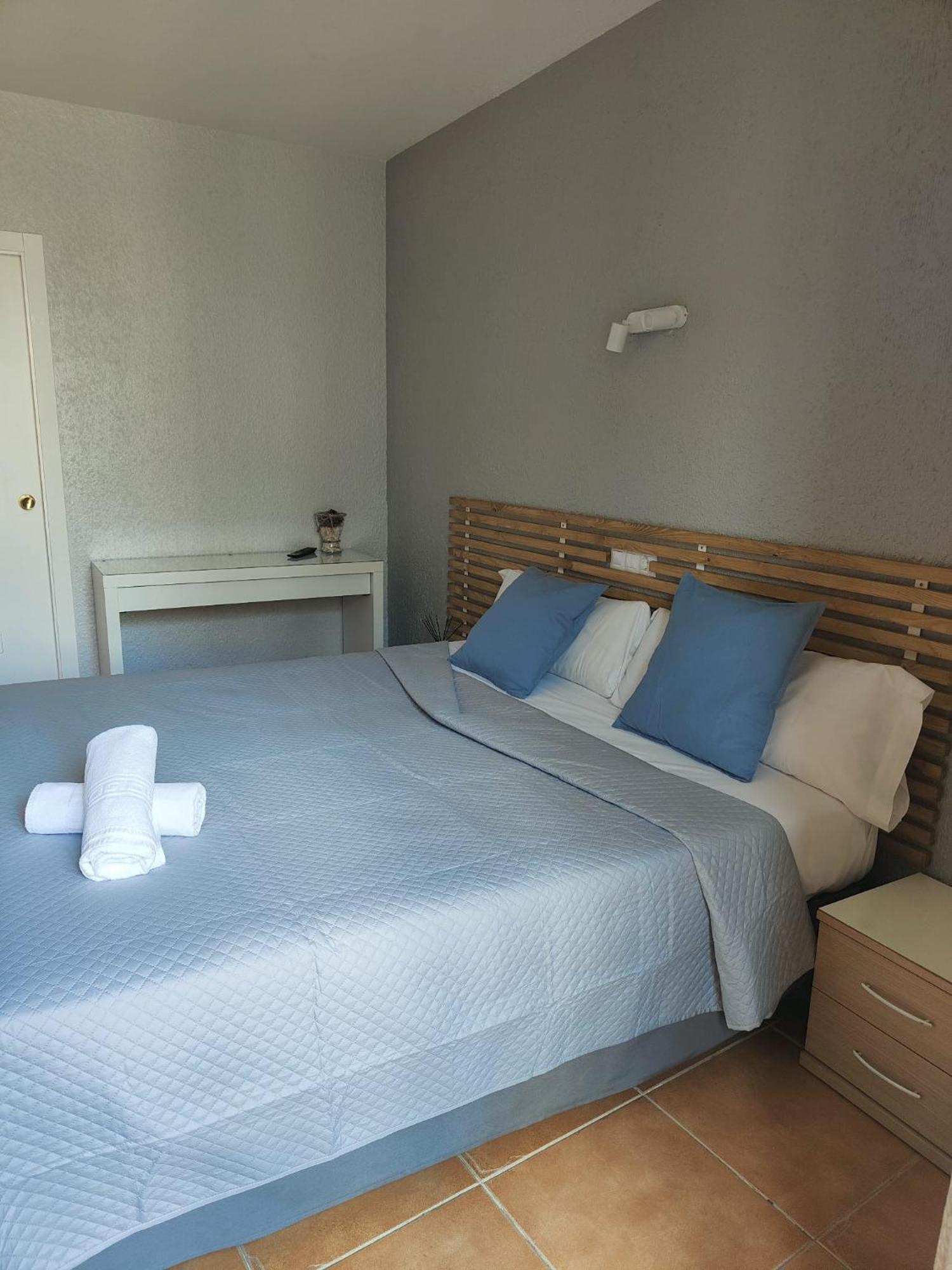 Hotel Acebo Plaza Mayor 哈卡 外观 照片